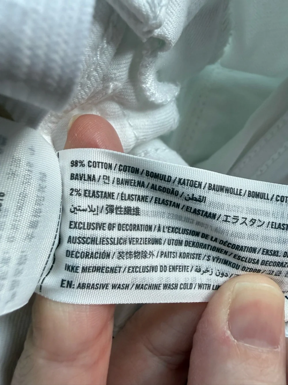 Abercrombie White Jeans 5/6 - Picture 5 of 10